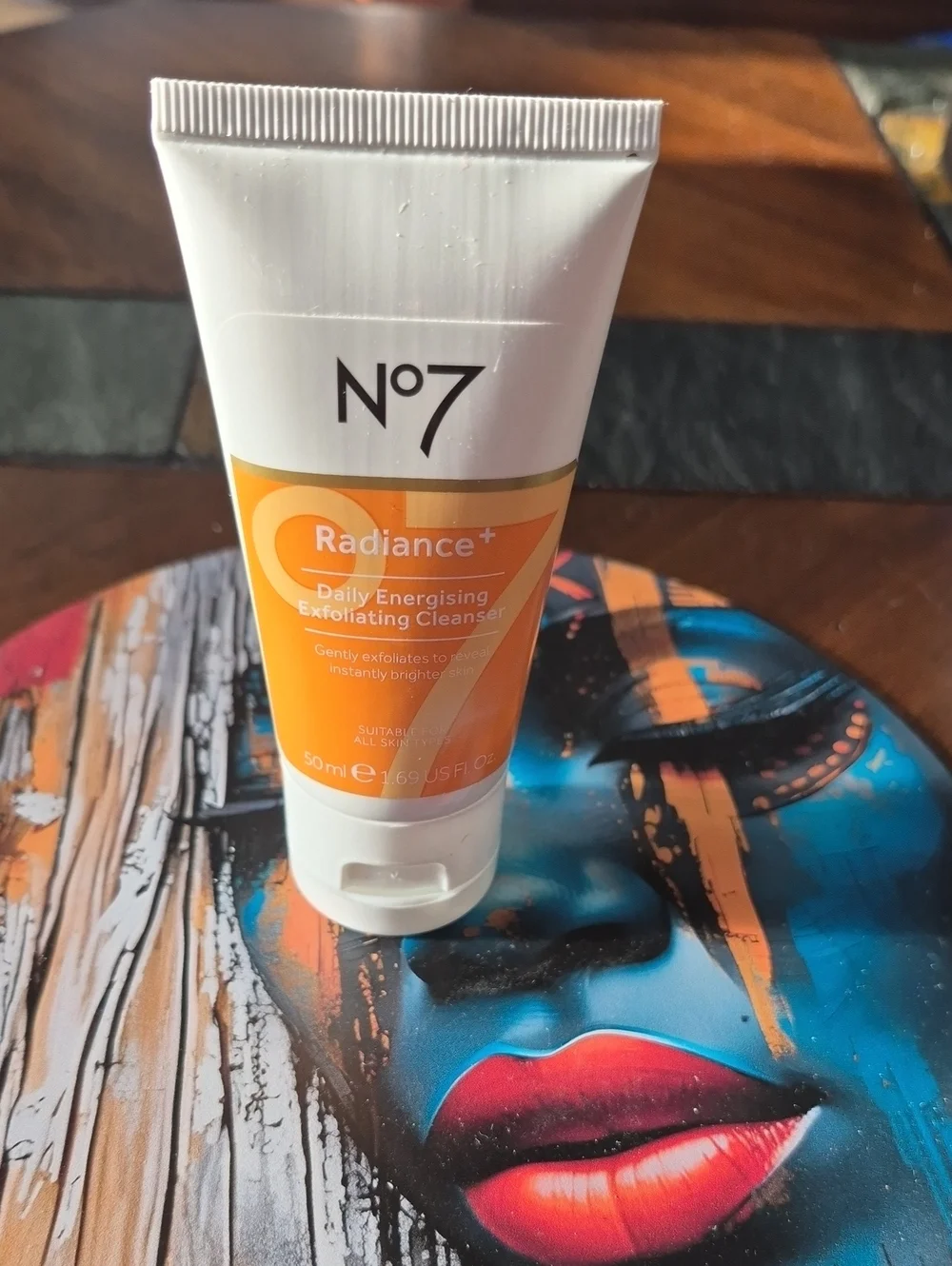 No7 Radiance+ Daily Energising Exfoliating Cleanser - Orange